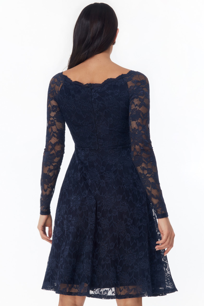 ALL OVER LACE SCALLOPED EDGE MIDI DRESS - Image 4